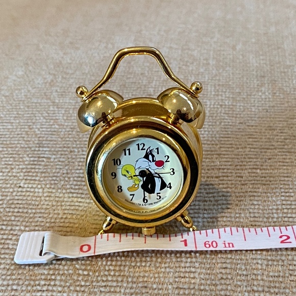 Westclox Miniature Sylvester & Tweety Clock - Picture 9 of 14